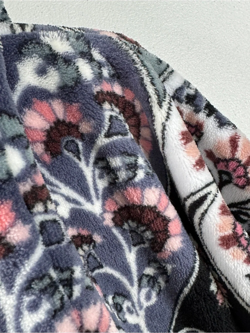 Vera Bradley Hooded Robe Womens L/XL Pink Bloom Flower Cozy Soft Plush Waist Tie